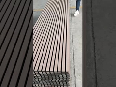 Painel acústico da veneziana de madeira